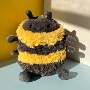 Jellycat Albee Bee BNWT - SOLD OUT & HTF! 🐝